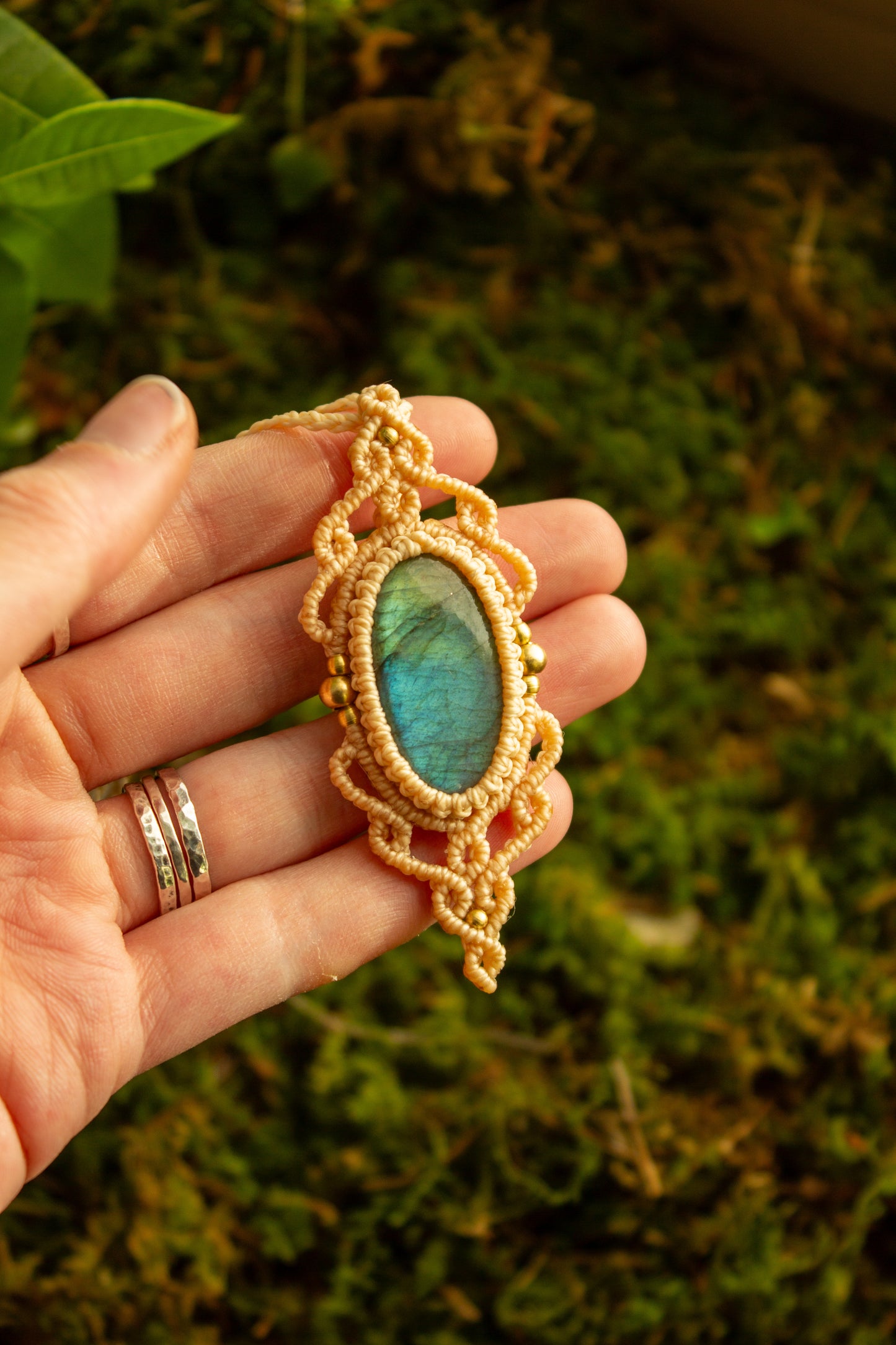 Labradorite • macrame necklace
