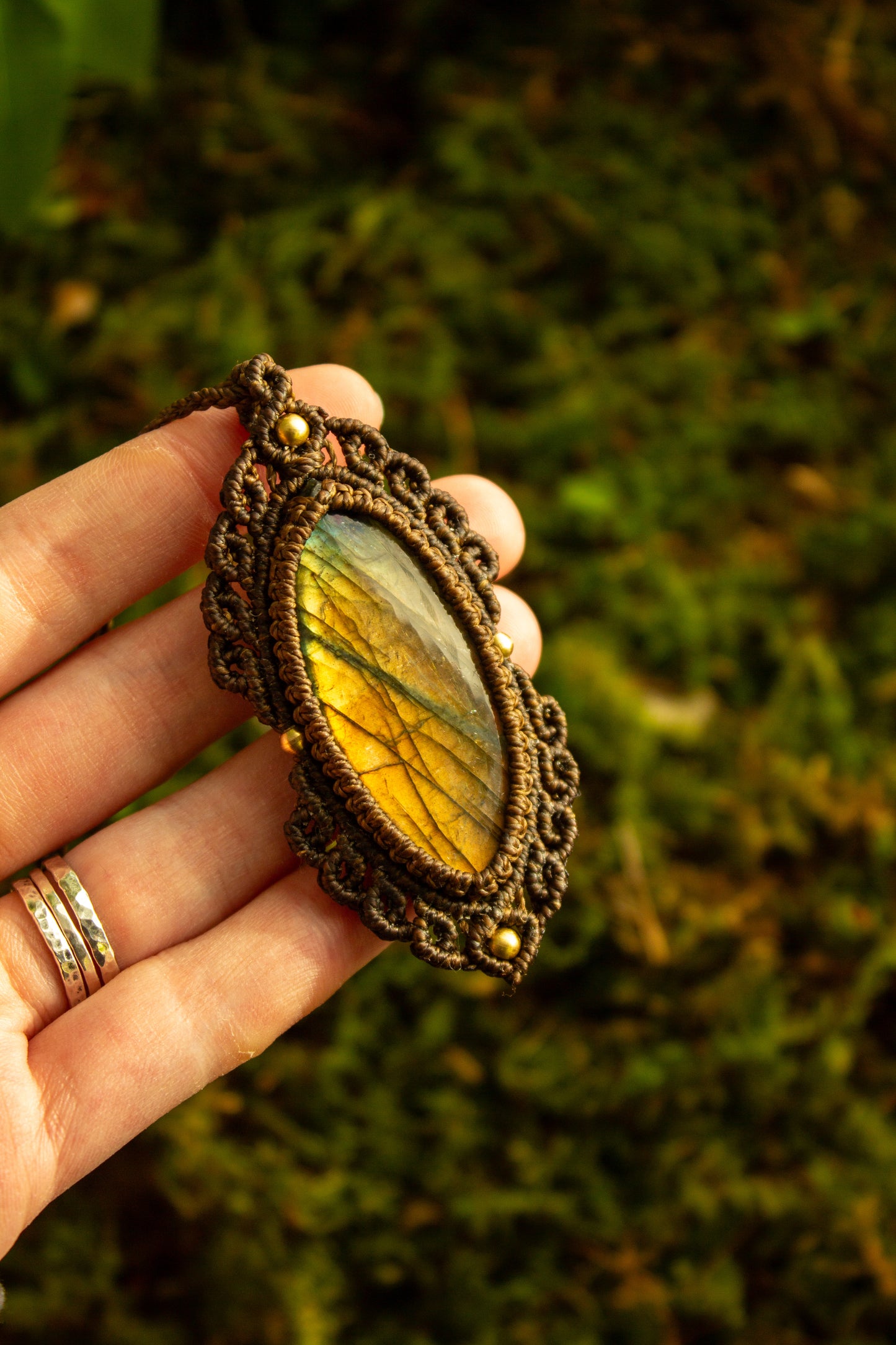 Labradorite • macrame necklace