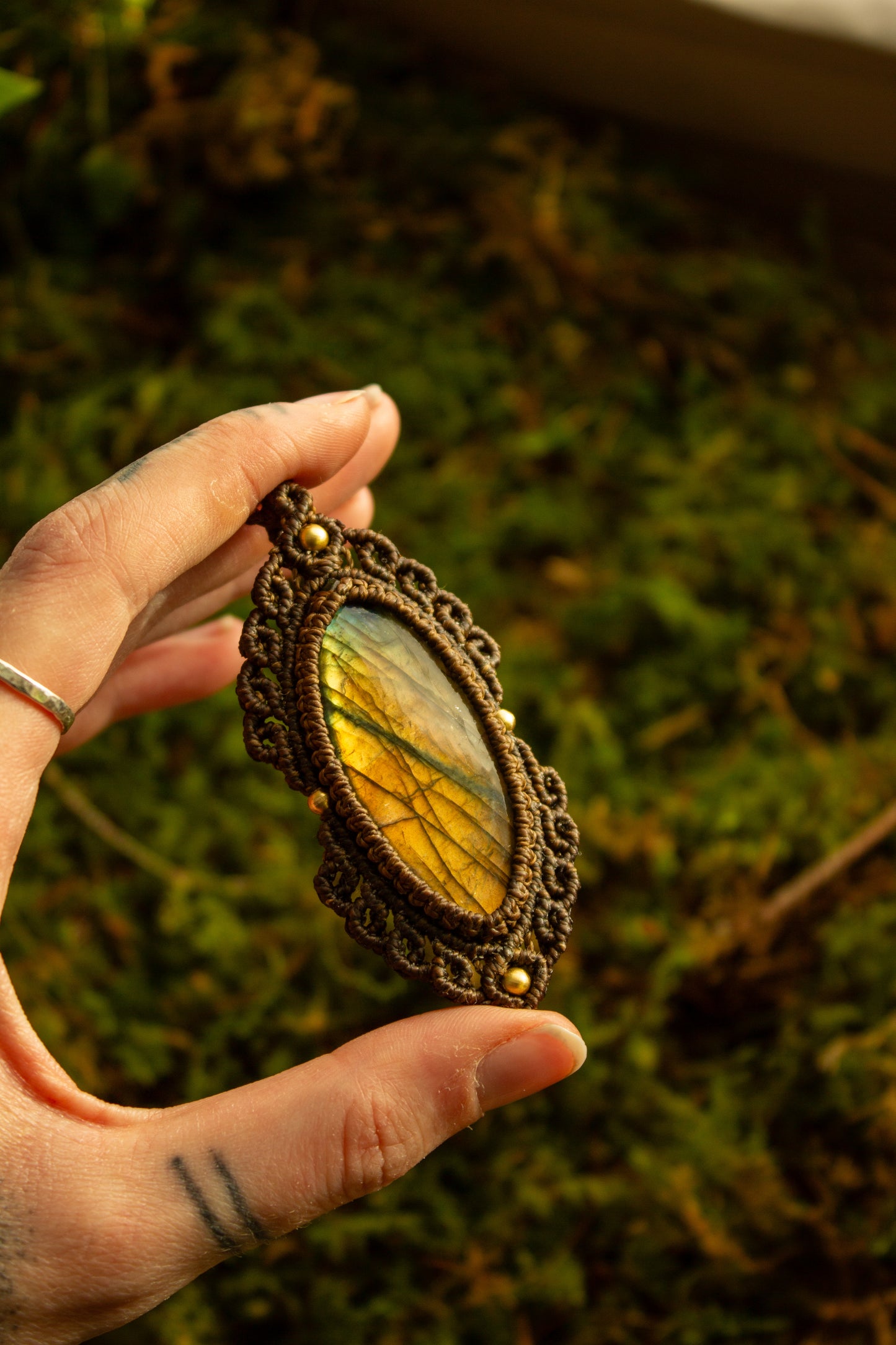 Labradorite • macrame necklace