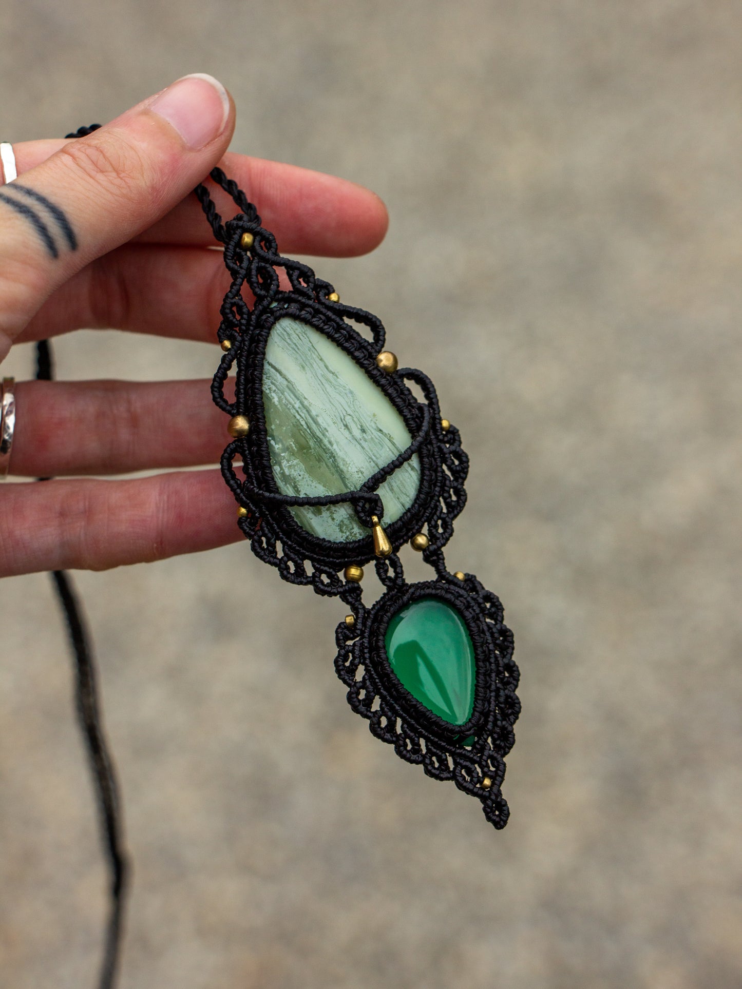 Serpentine & Green Onyx macrame necklace