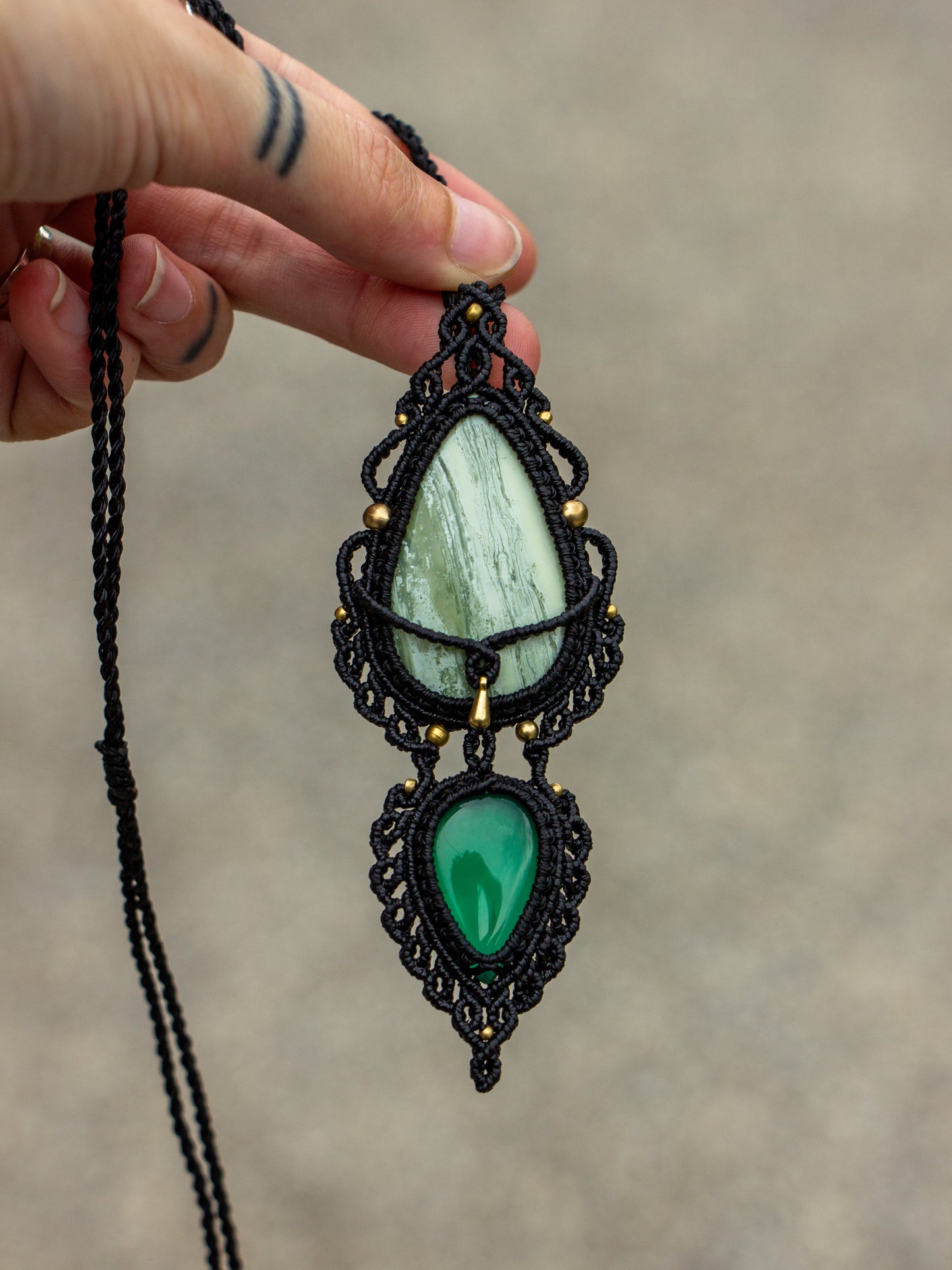 Serpentine & Green Onyx macrame necklace