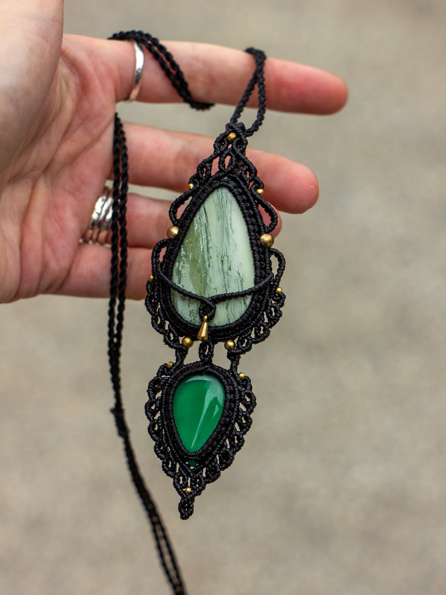 Serpentine & Green Onyx macrame necklace