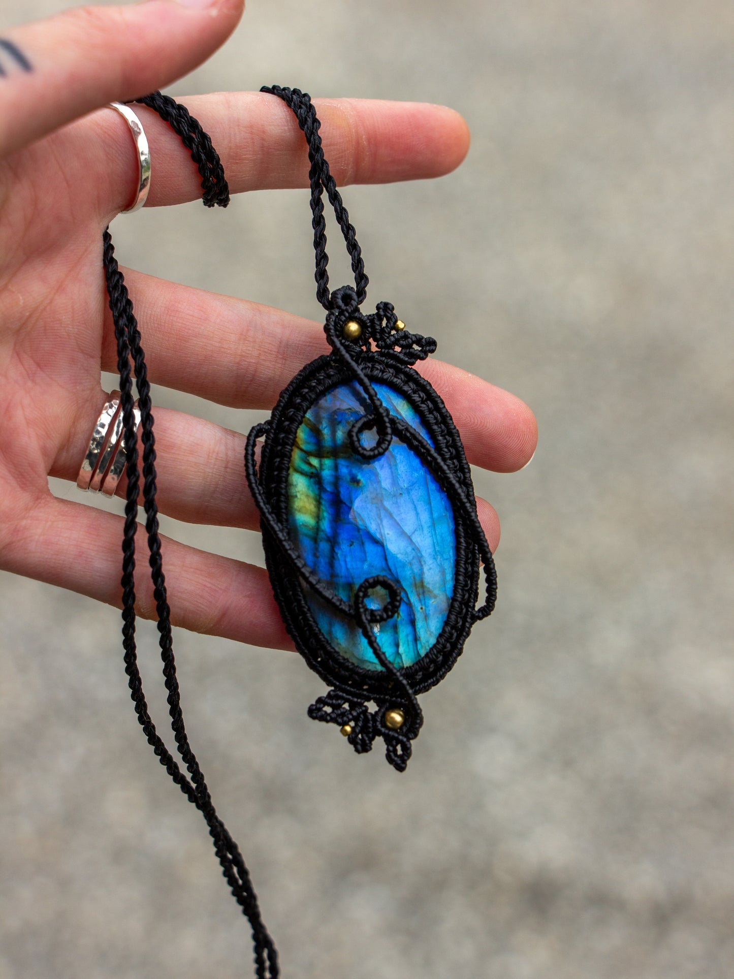 Labradorite macrame necklace
