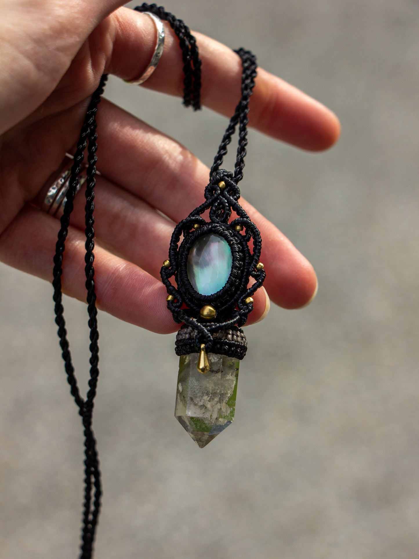 Mother of Pearl & Garden Quartz macrame necklace