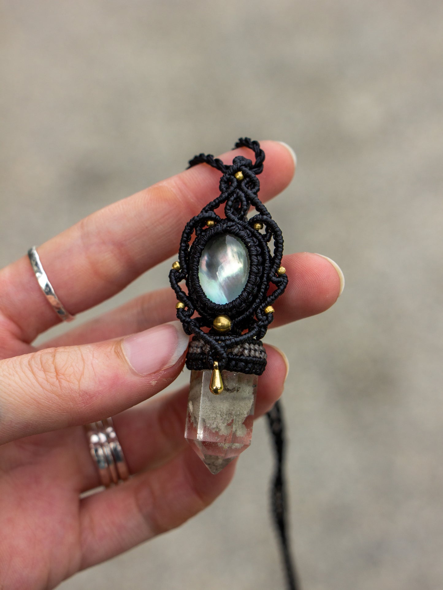 Mother of Pearl & Garden Quartz macrame necklace