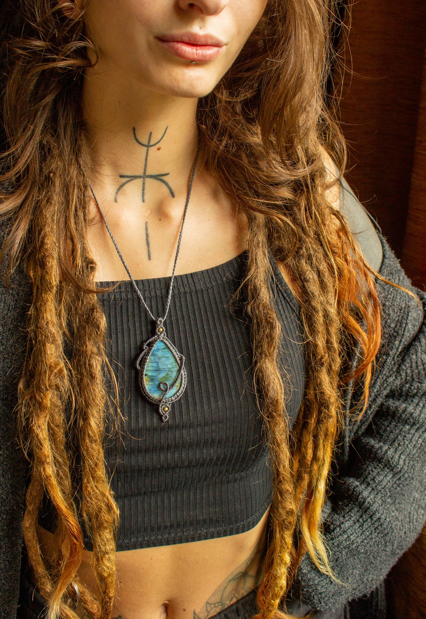 Delilah • Labradorite macrame necklace