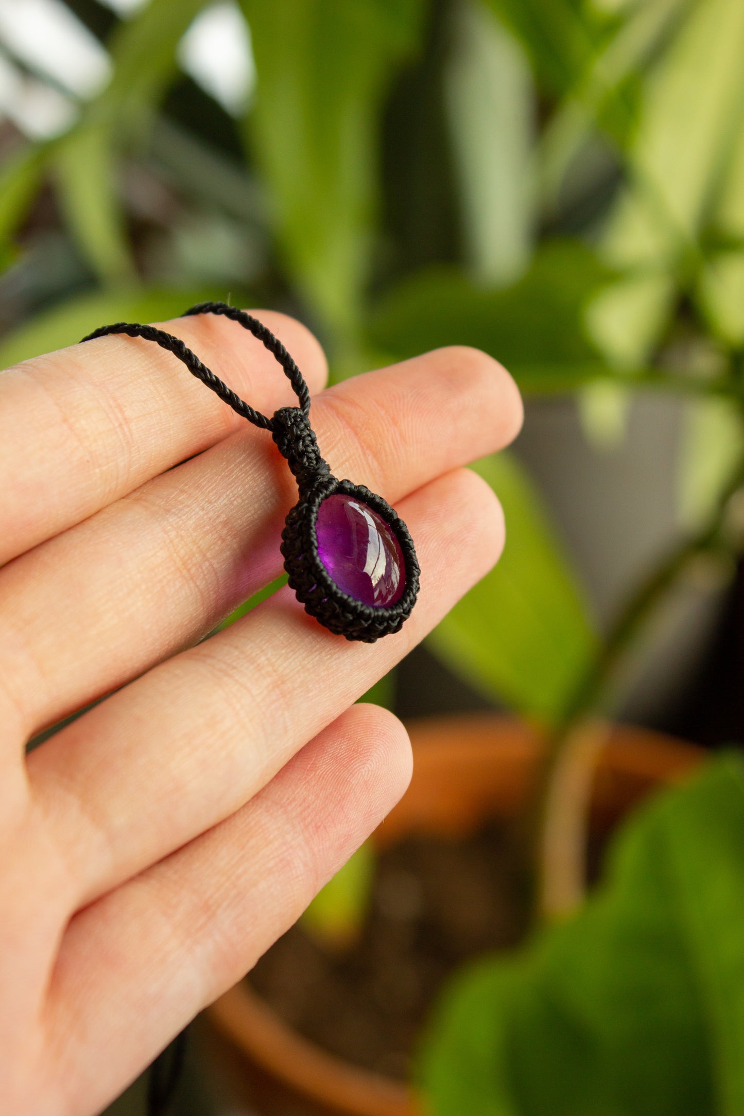 Amethyst macrame necklace