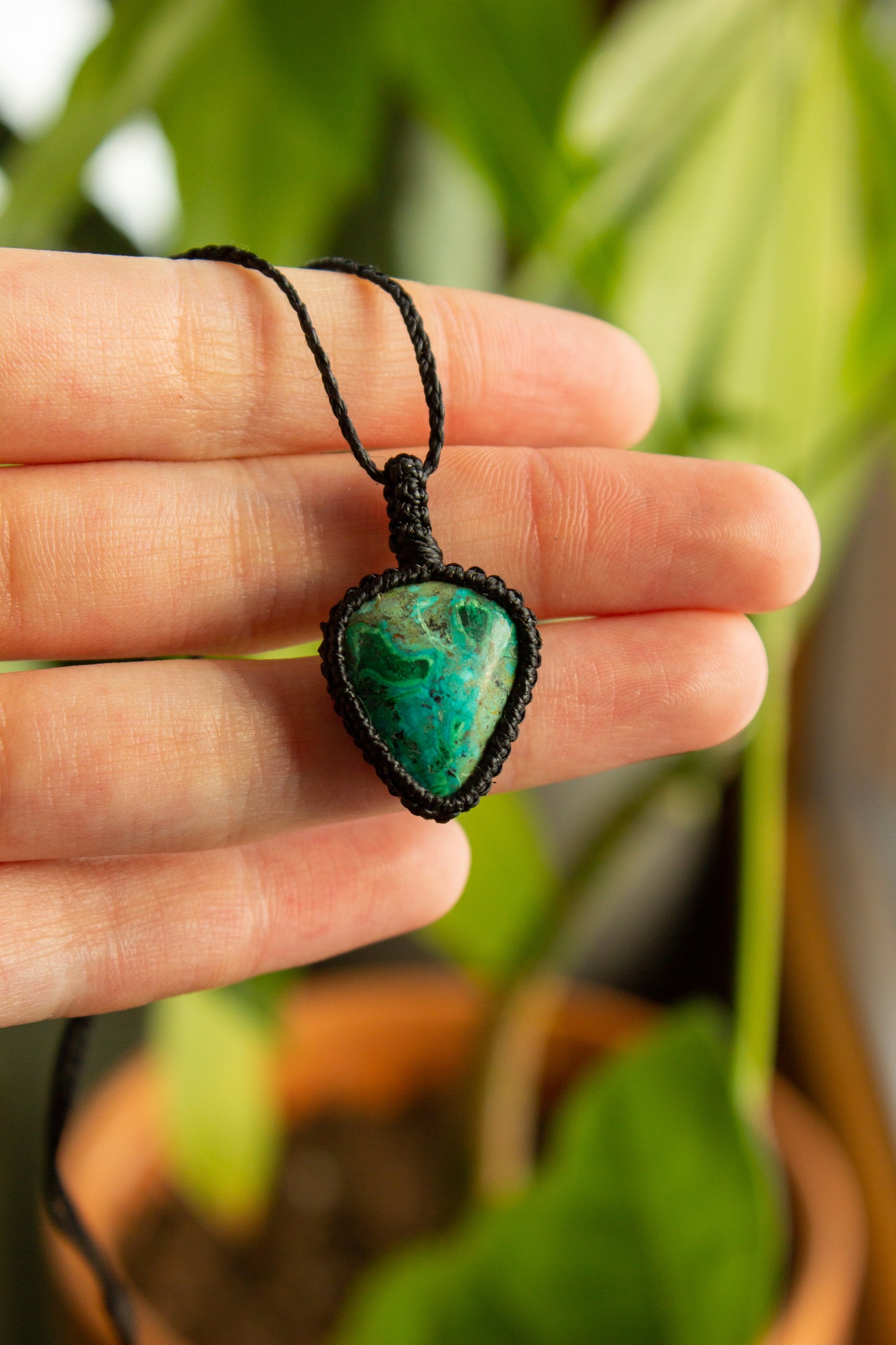 Chrysocolla Malachite macrame necklace
