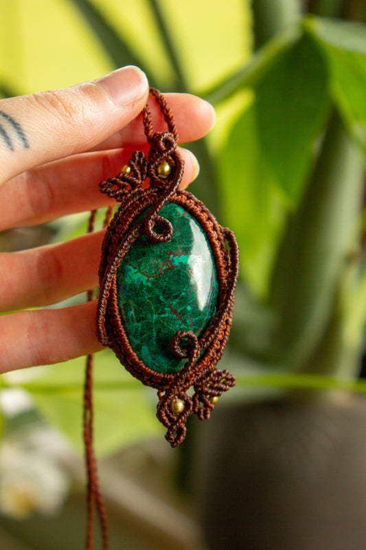 Kamelia • Chrysocolla macrame necklace