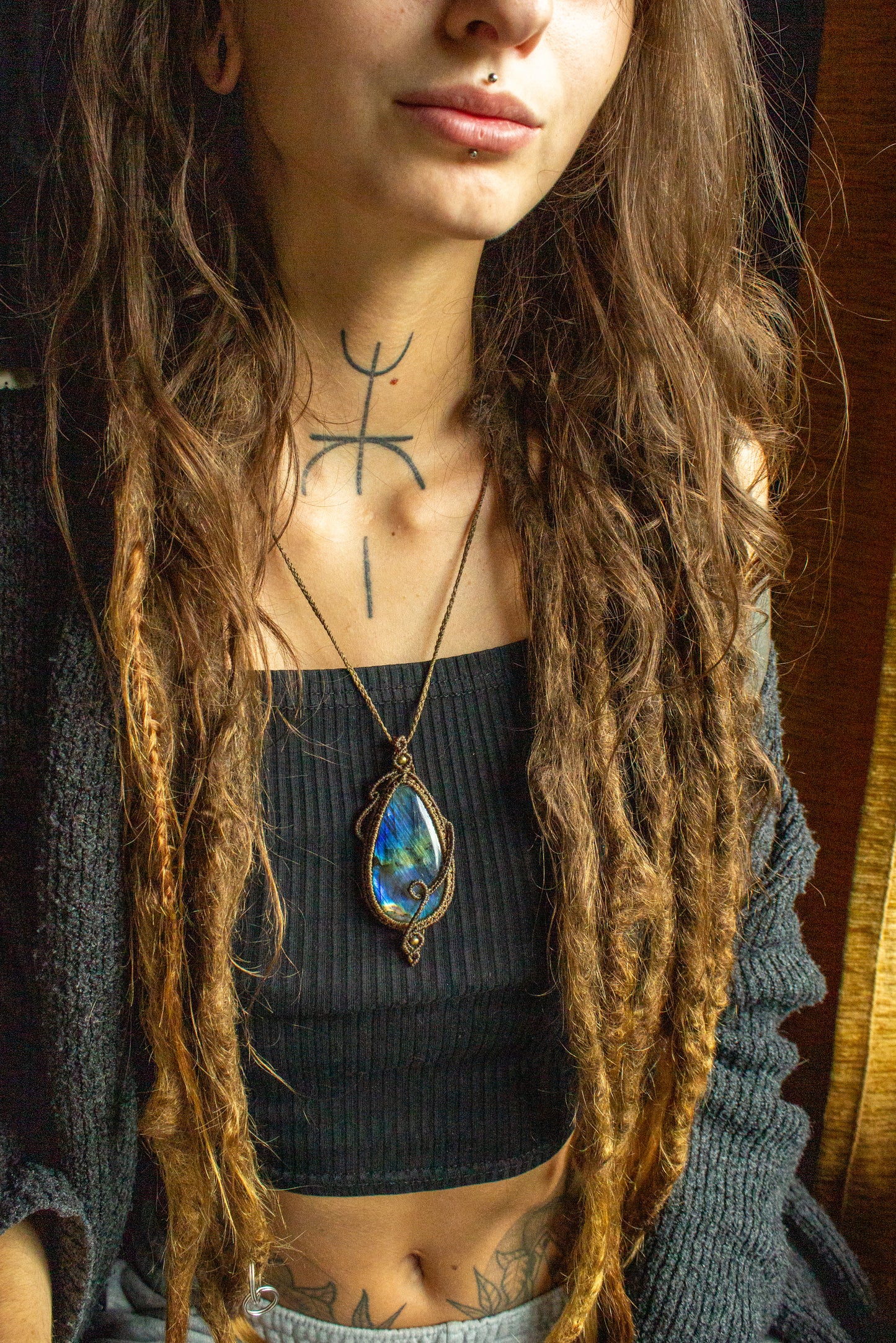 Alana • Labradorite macrame necklace