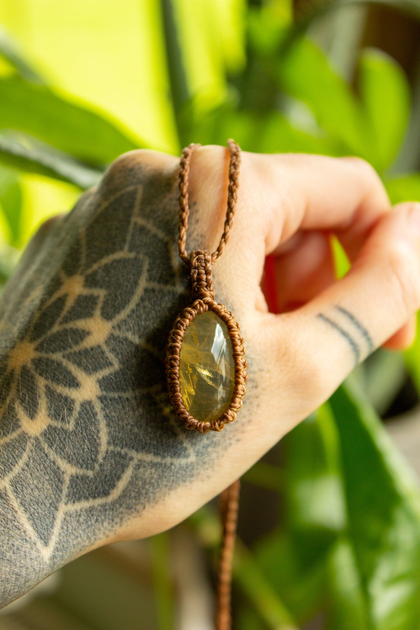Amber • Citrine macrame necklace