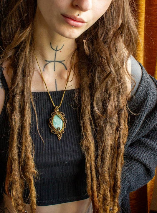 Bernadette • Amazonite macrame necklace
