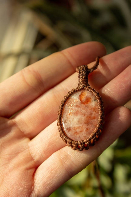 Camilla • Sunstone macrame necklace