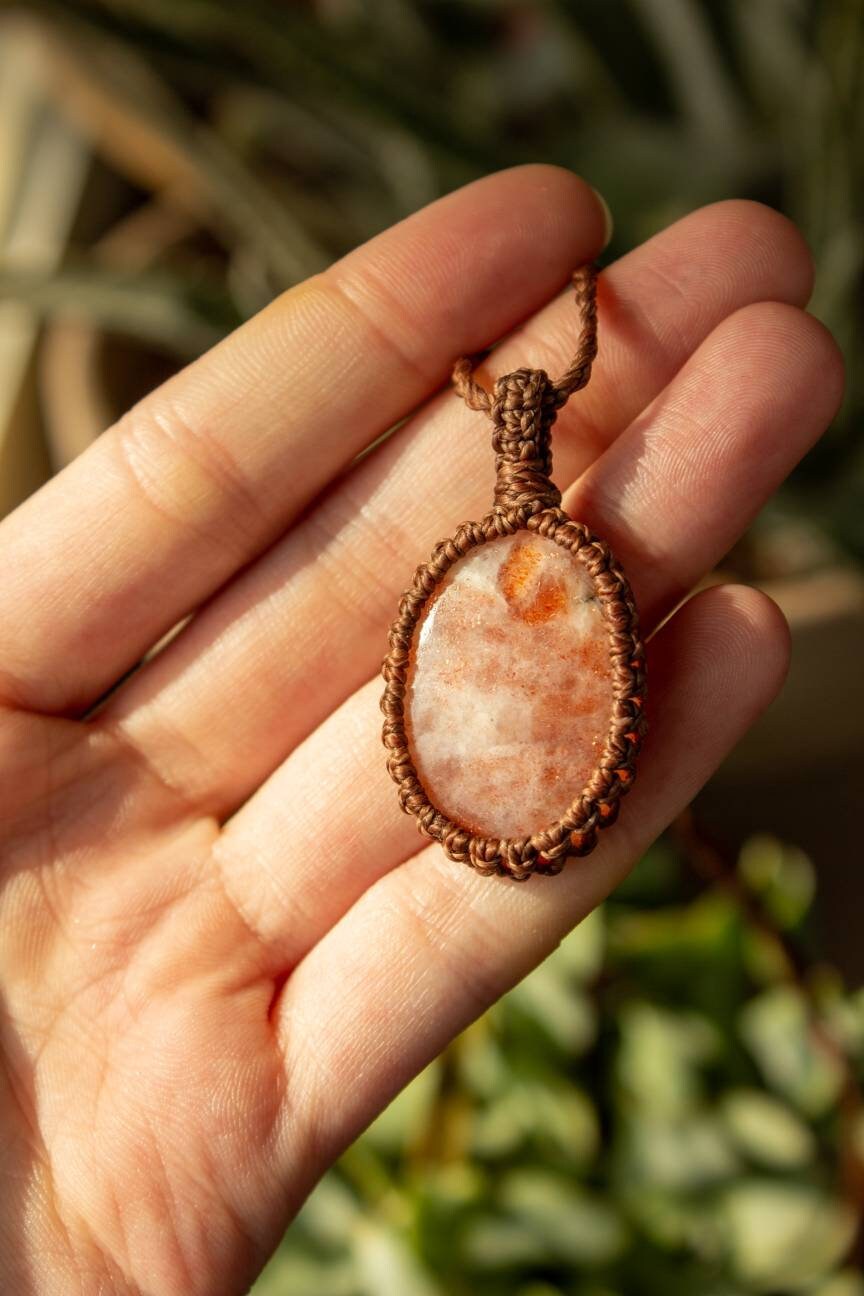 Camilla • Sunstone macrame necklace