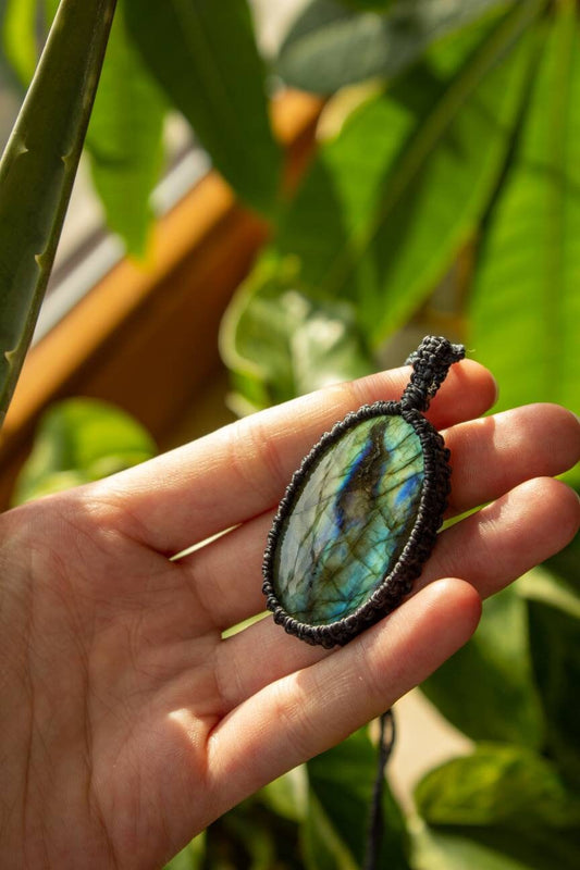 Daya • Labradorite macrame necklace