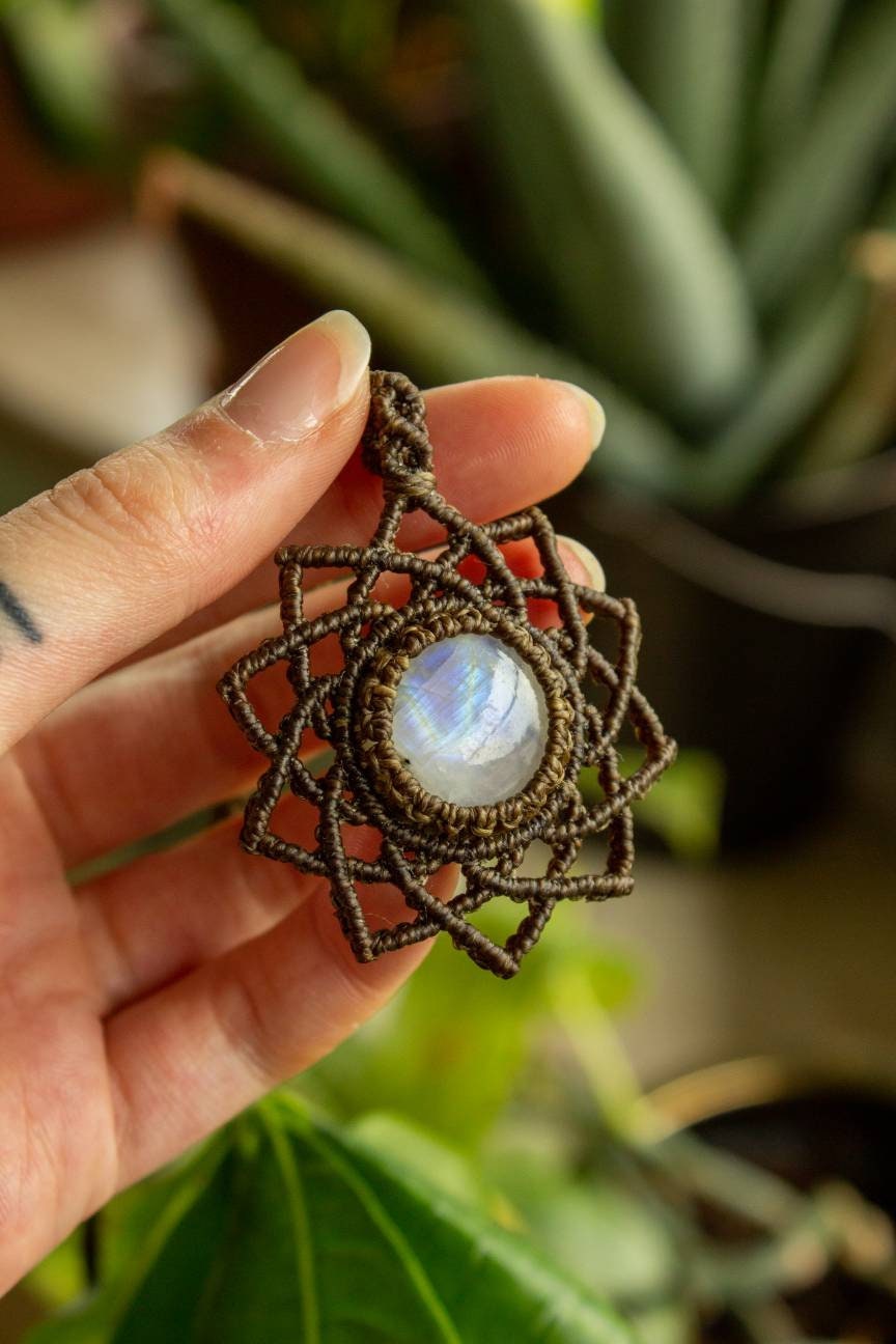 Alice • Rainbow Moonstone mandala macrame necklace