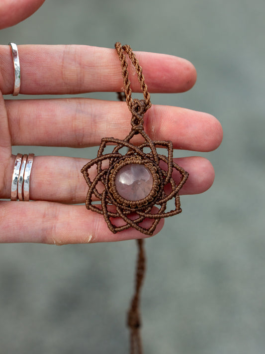 Rose Quartz macrame necklace