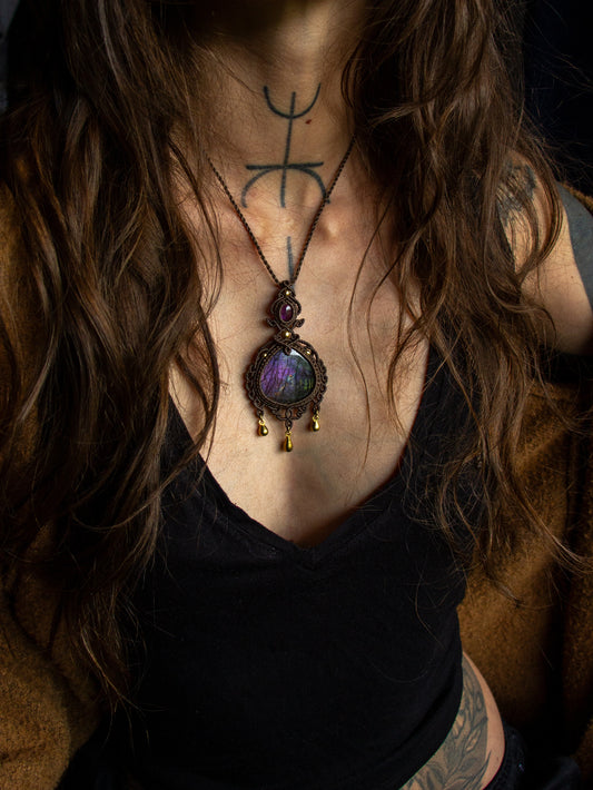 Labradorite & Amethyst necklace