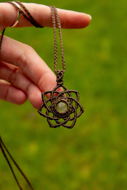 Rose Quartz macrame necklace