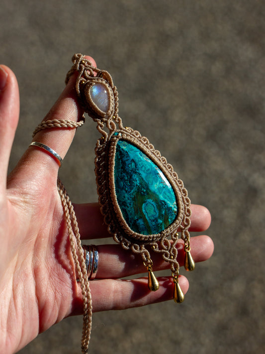 Rainbow Moonstone & Chrysocolla Malachite macrame necklace