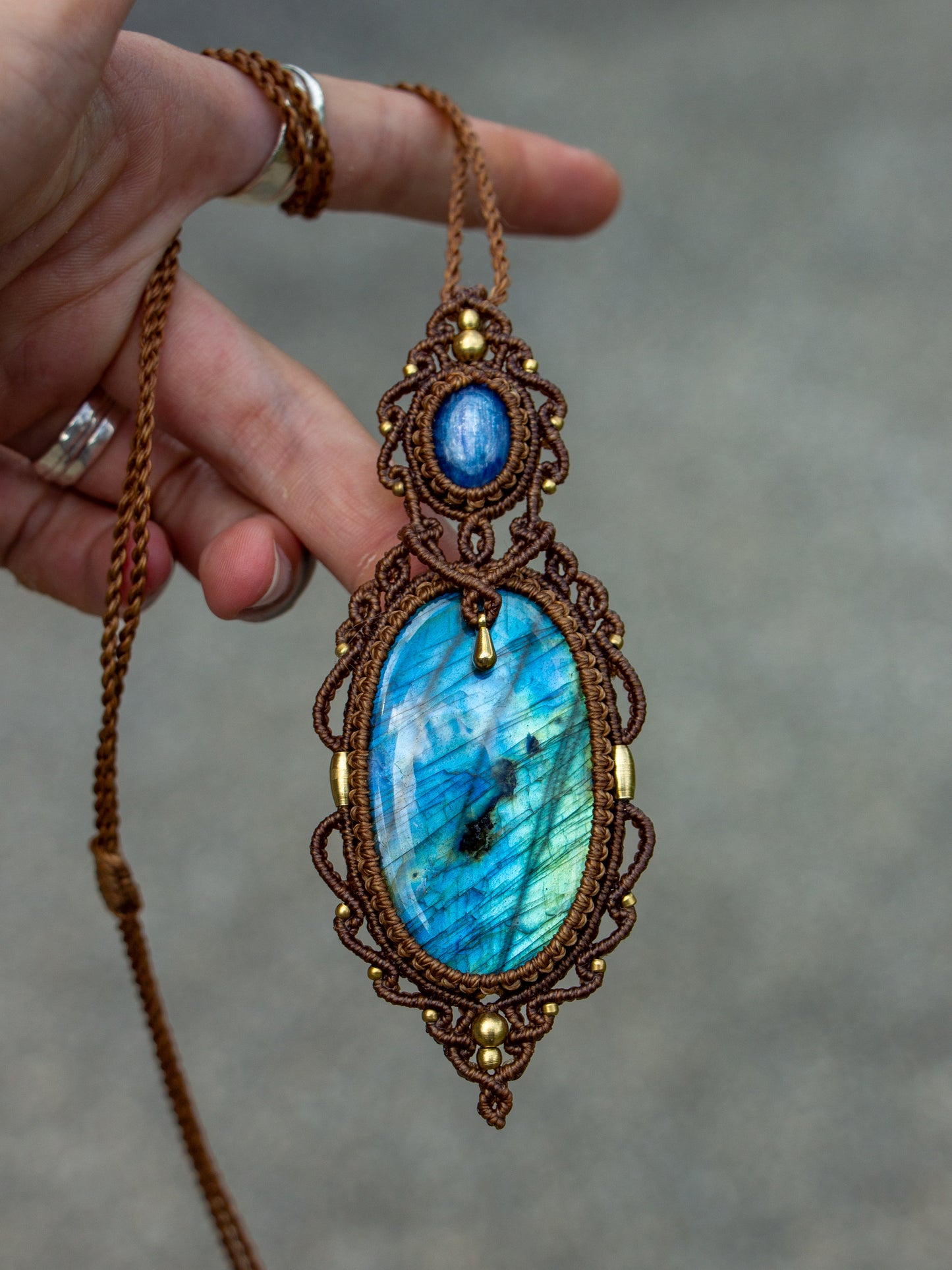 Labradorite & Kyanite necklace