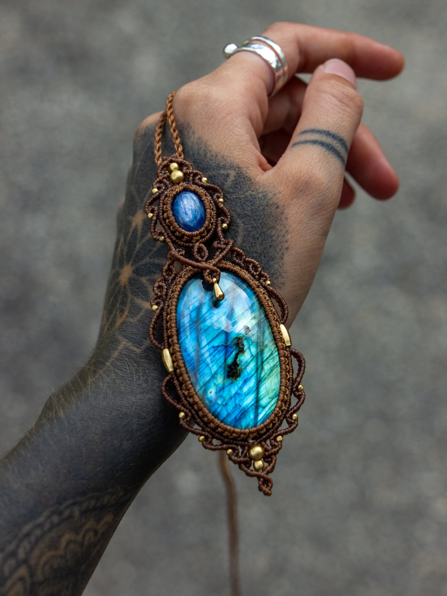 Labradorite & Kyanite necklace