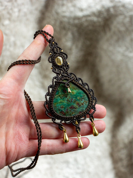 Citrine & Ruby in Zoisite macrame necklace