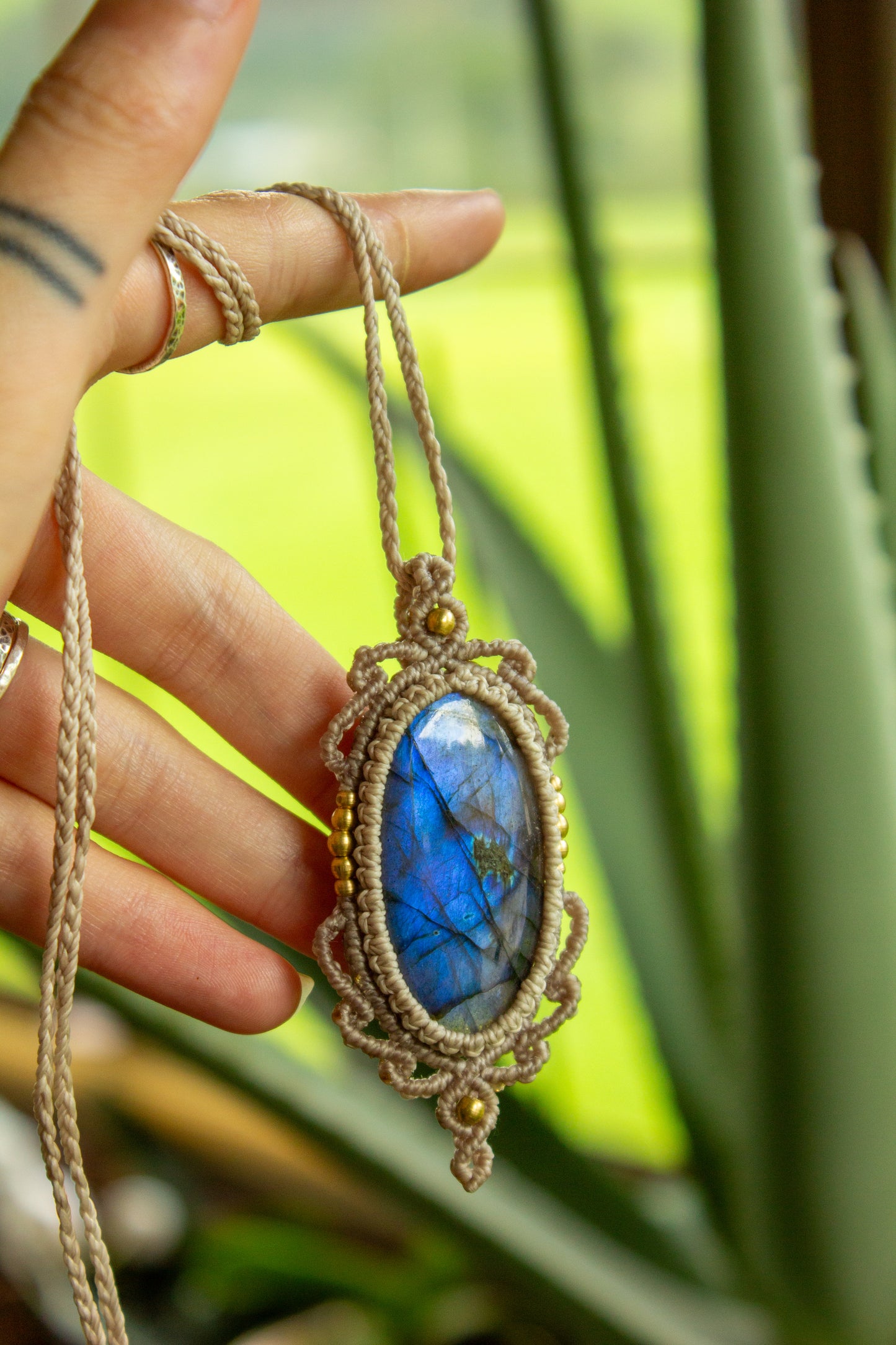 Hoi An • Labradorite macrame necklace