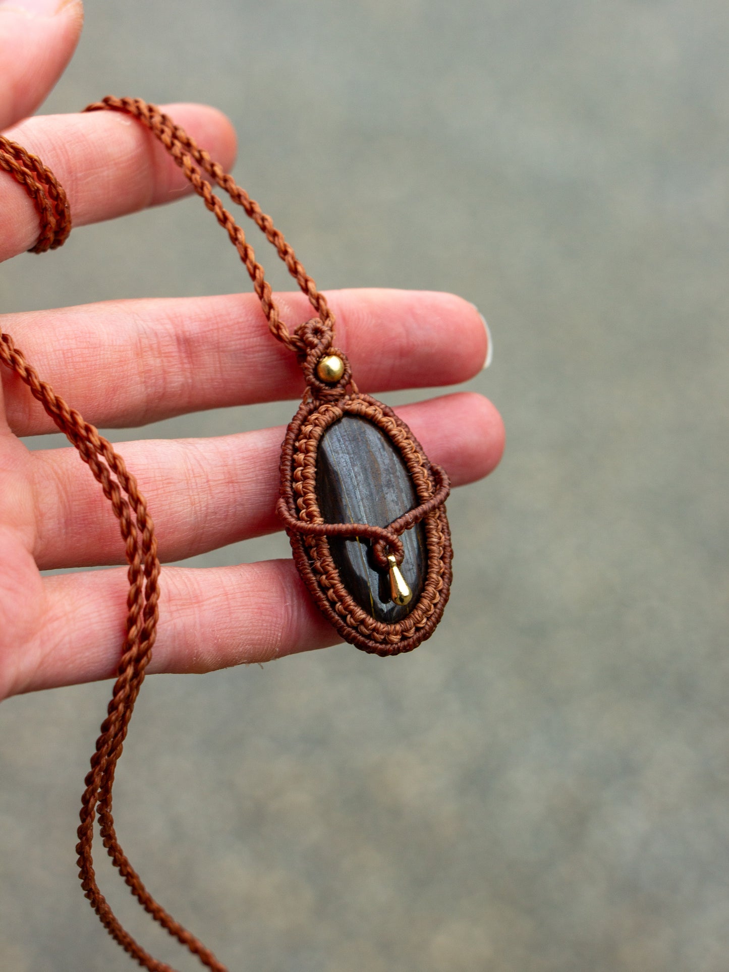 ~ affordables ~ Tiger Iron necklace