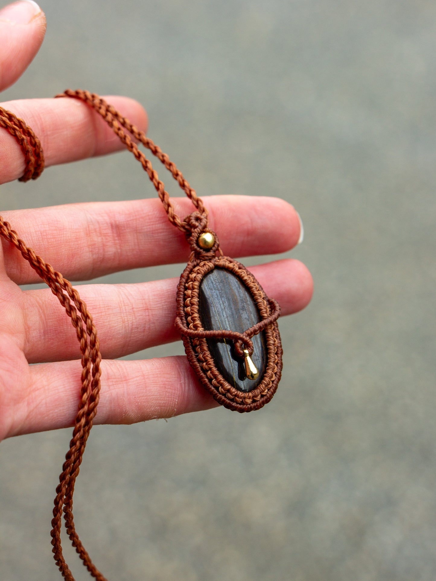 ~ affordables ~ Tiger Iron necklace
