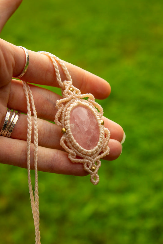 Rose Quartz • macrame necklace