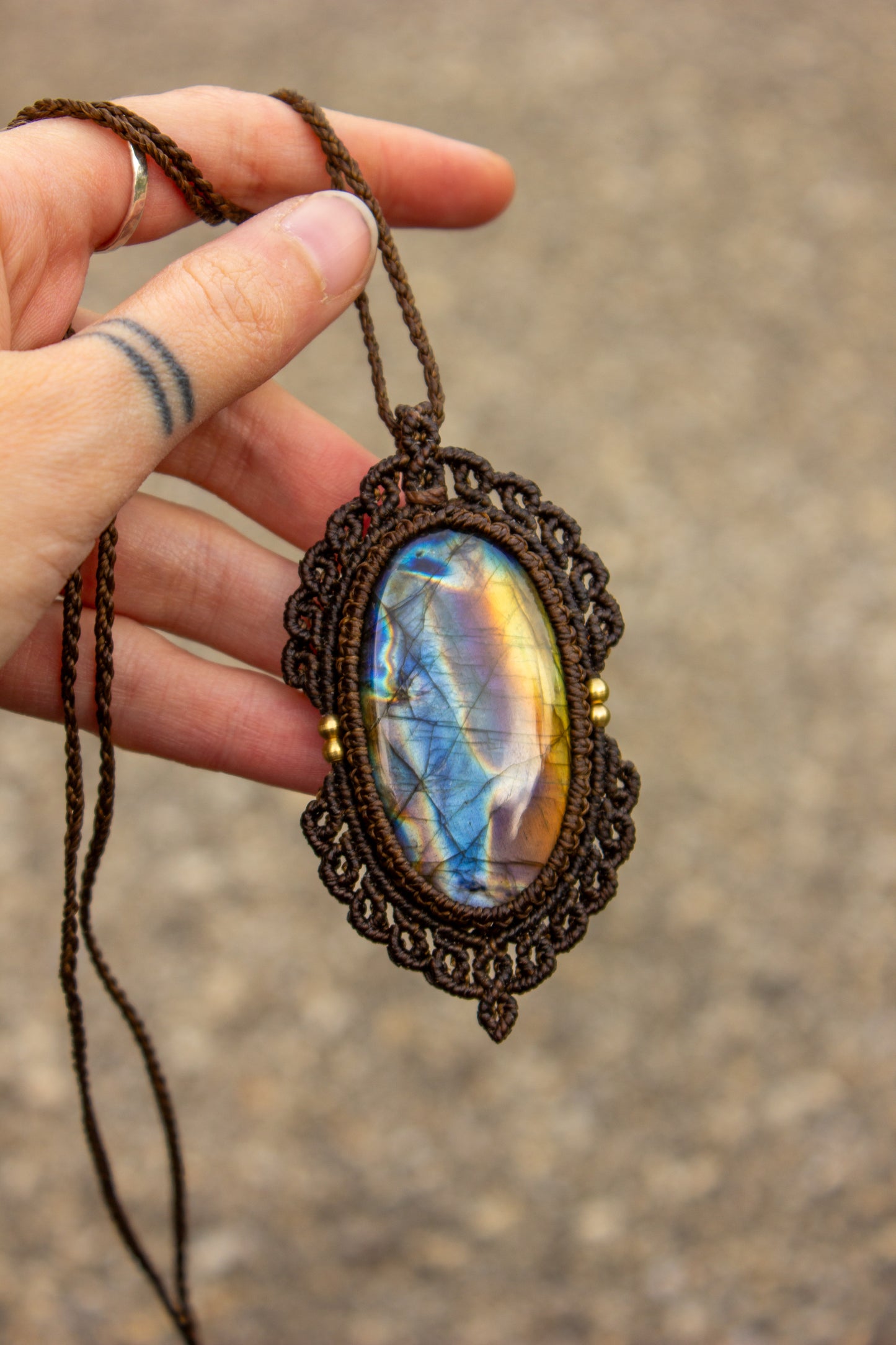 Labradorite • macrame necklace