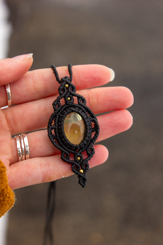 Lemon Quartz • macrame necklace