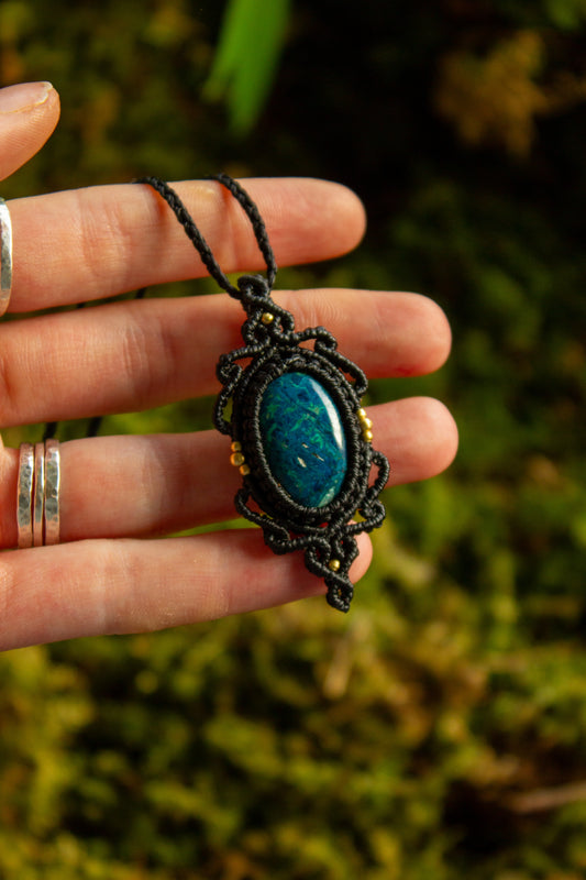 Shattuckite • macrame necklace