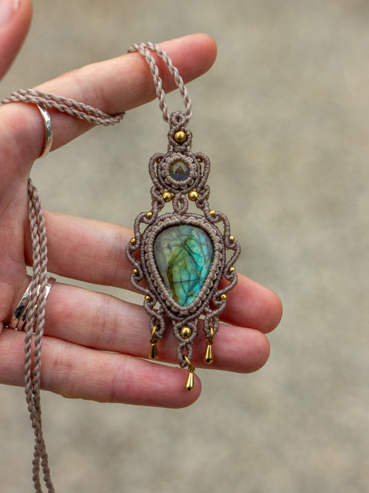 Double Labradorite macrame necklace