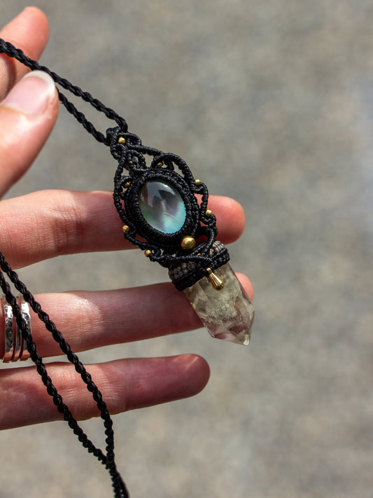 Mother of Pearl & Garden Quartz macrame necklace