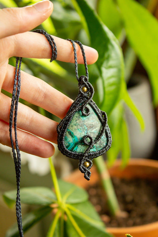 Stella • Chrysocolla Malachite macrame necklace