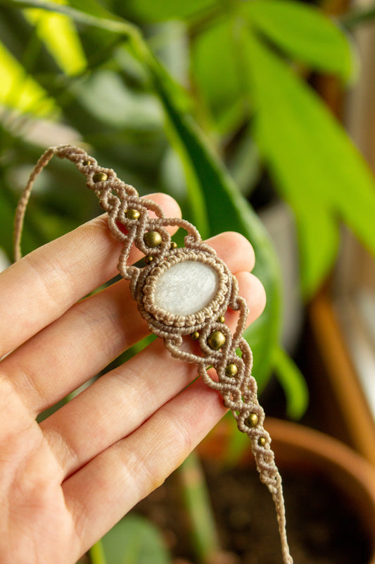 Isla • White Moonstone macrame bracelet