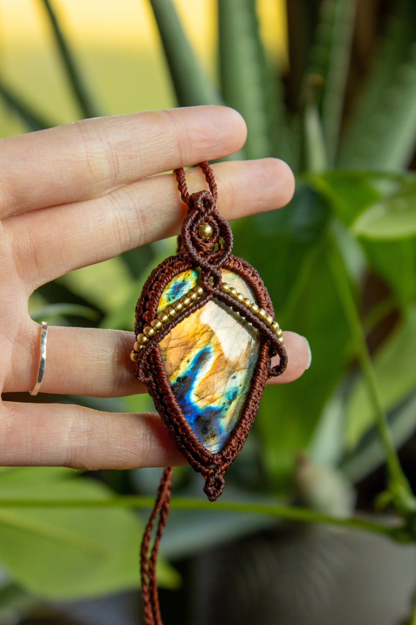 Heredia • Labradorite macrame necklace