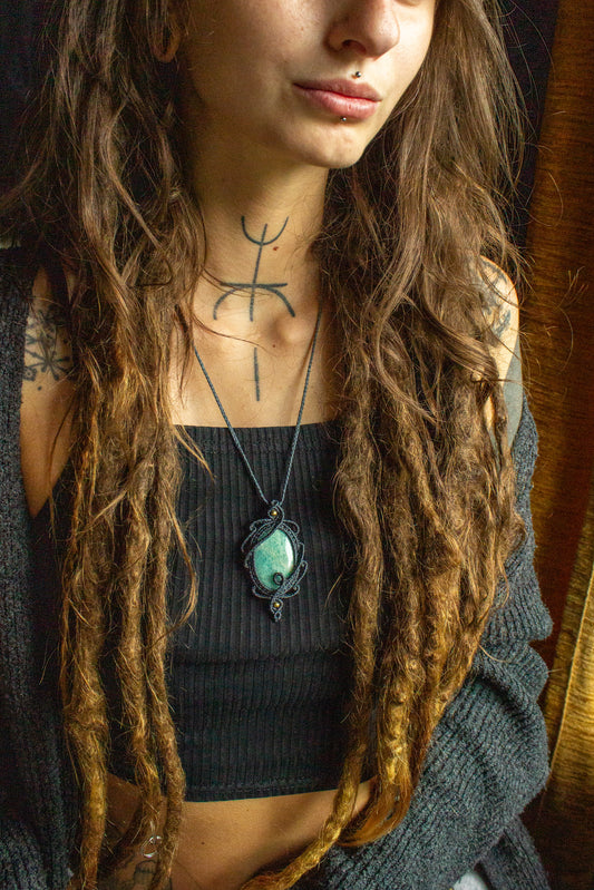 Ariadna • Amazonite macrame necklace
