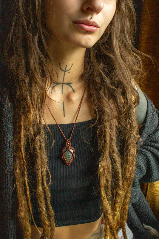 Ava • Marcasite macrame necklace