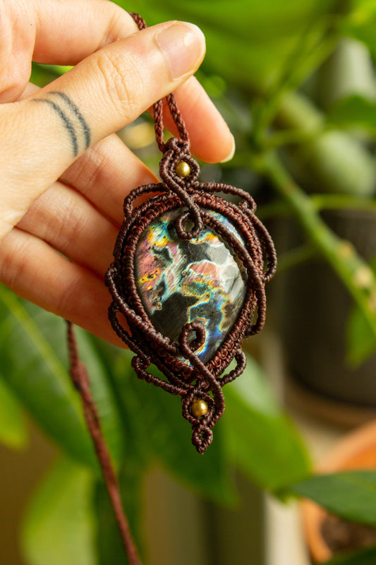 Scarlett • Purple Labradorite macrame necklace