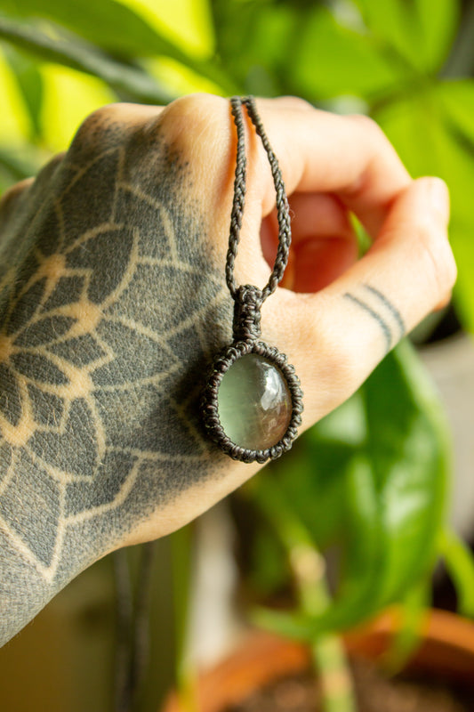 Iris • Green Fluorite macrame necklace