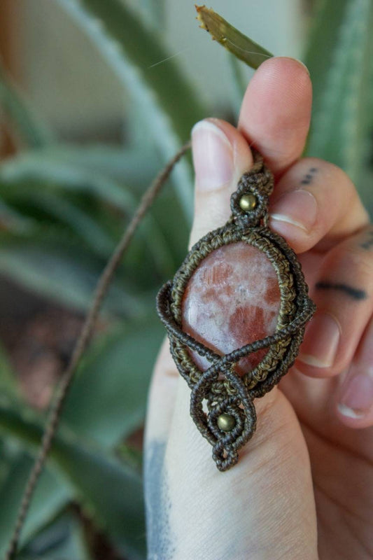 Ruth • Sunstone macrame necklace
