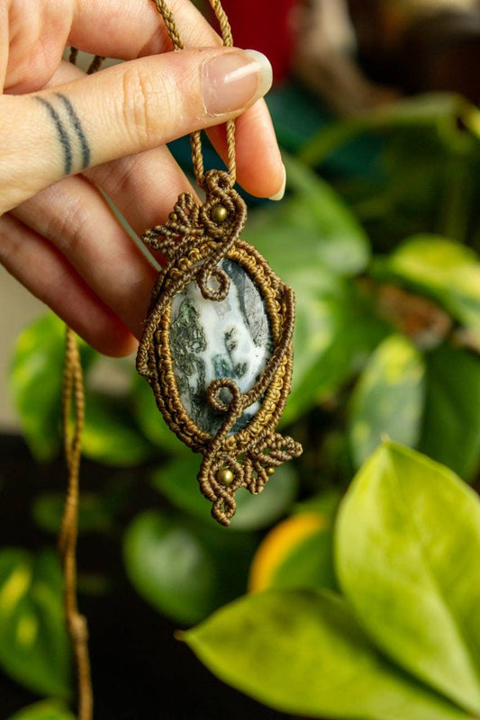Marissa • Moss Agate macrame necklace